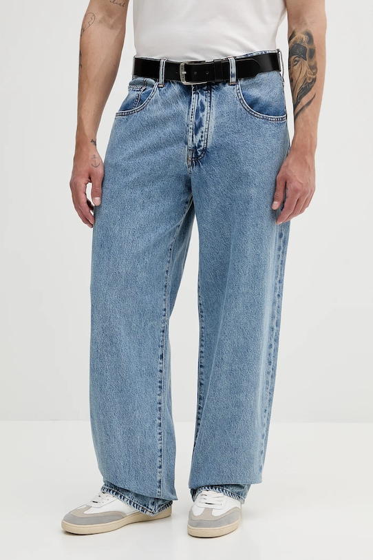 Джинсы Armani Exchange, синий
Джинсы Armani Exchange, синий