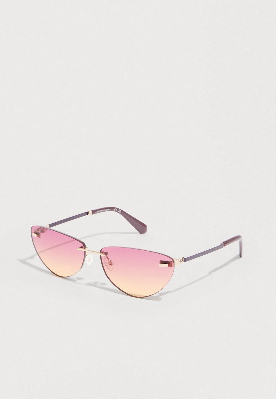 Солнцезащитные очки Calvin Klein Jeans UNISEX, Gold-Coloured/Purple/Sand/Gold-Coloured
Солнцезащитные очки Calvin Klein Jeans UNISEX, Gold-Coloured/Purple/Sand/Gold-Coloured