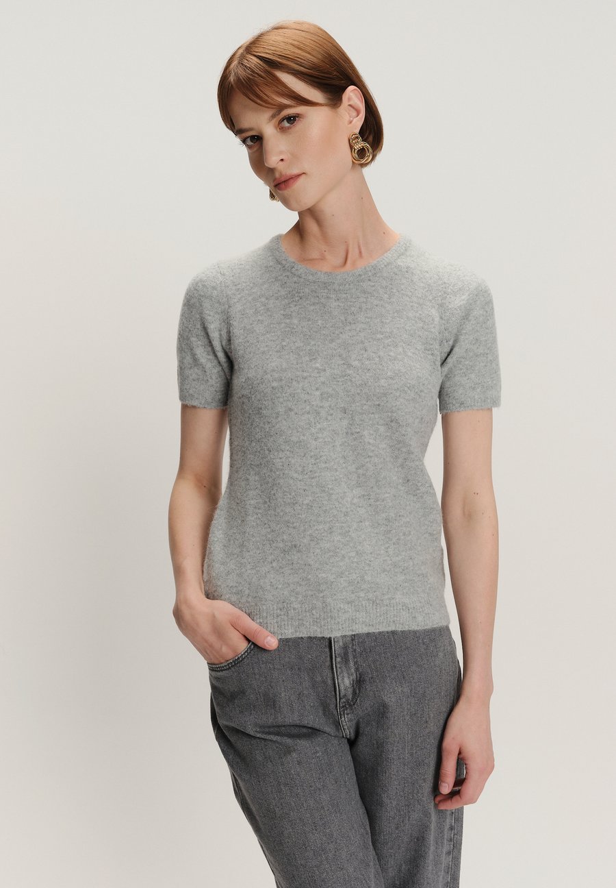 Футболка Greenpoint SWETER, Light Grey
Футболка Greenpoint SWETER, Light Grey