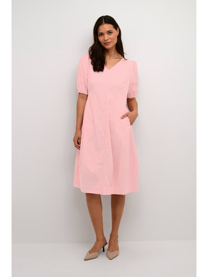 Платье до колена CULTURE
Платье до колена CULTURE