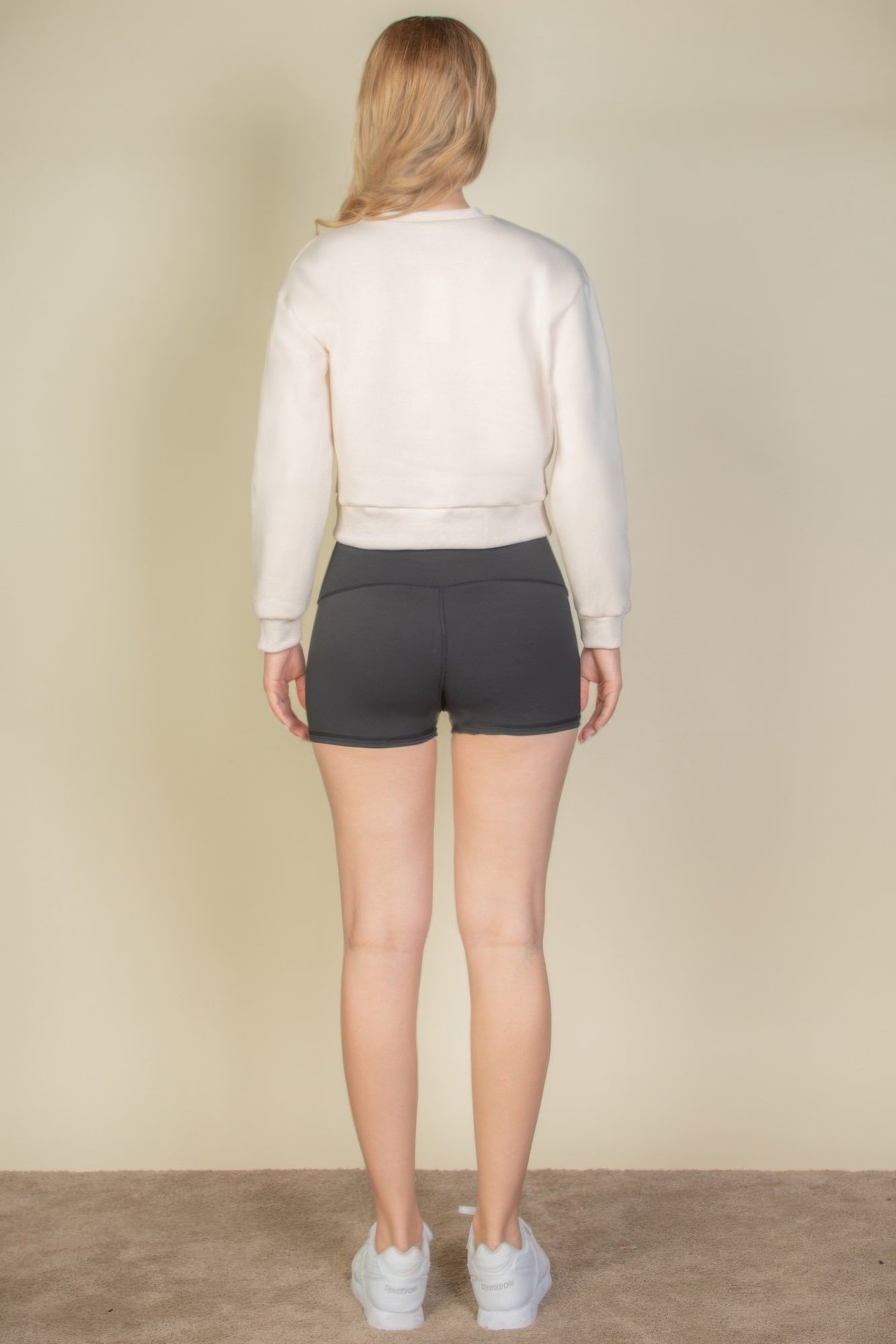 Женский свитшот с принтом и спущенным плечом TRUEDAMES, Stone
Женский свитшот с принтом и спущенным плечом TRUEDAMES, Stone