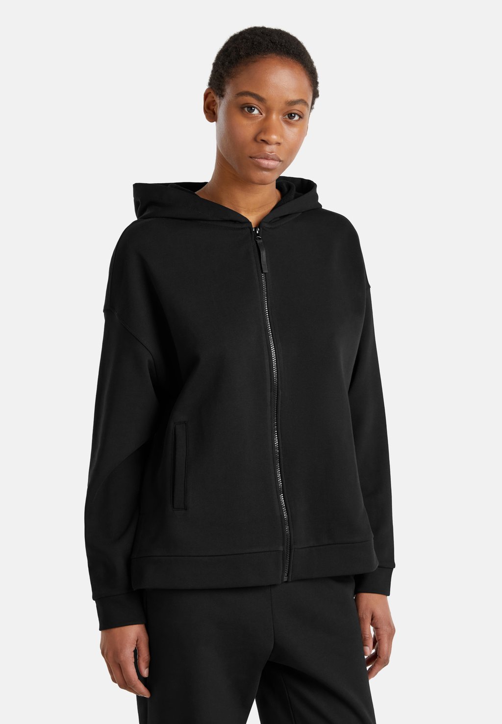 Толстовка на молнии United Colors of Benetton, черный
Толстовка на молнии United Colors of Benetton, черный