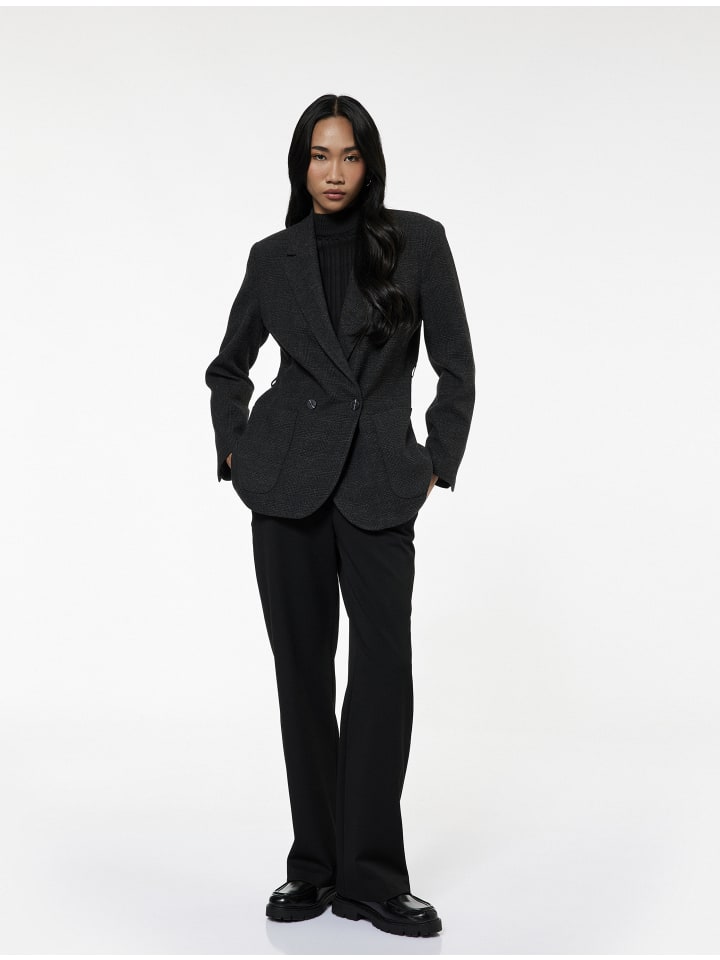 Брюки черного цвета KOTON
Брюки черного цвета KOTON