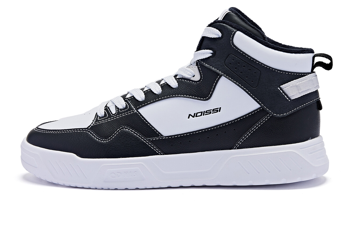 Кроссовки QIAODAN Skateboarding Shoes Men High-top, черный
Кроссовки QIAODAN Skateboarding Shoes Men High-top, черный