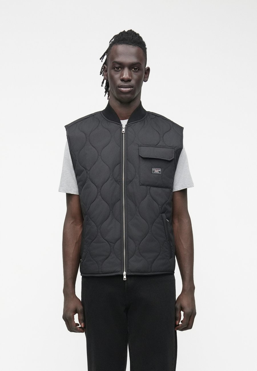 Куртка Guess Jeans QUILTED PUFFER VEST, Jet Black/Black
Куртка Guess Jeans QUILTED PUFFER VEST, Jet Black/Black