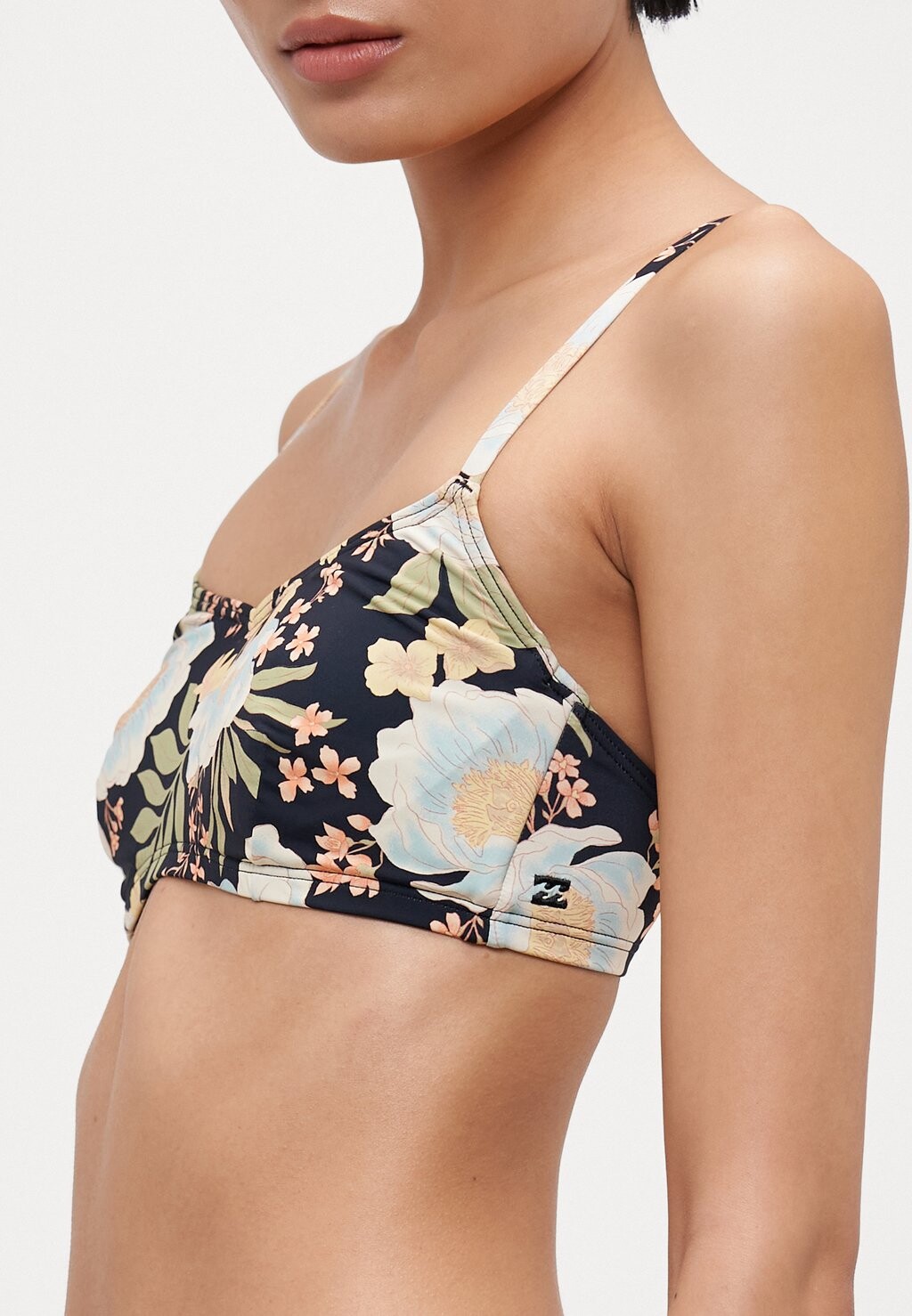 Верх бикини LOST COVE BRALETTE Billabong, черный
Верх бикини LOST COVE BRALETTE Billabong, черный