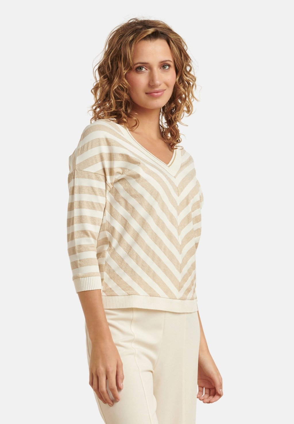 Джемпер Smashed Lemon, кремовый
Джемпер Smashed Lemon, кремовый