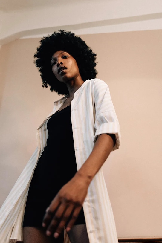 Платье Muuv., бежевый
Платье Muuv., бежевый