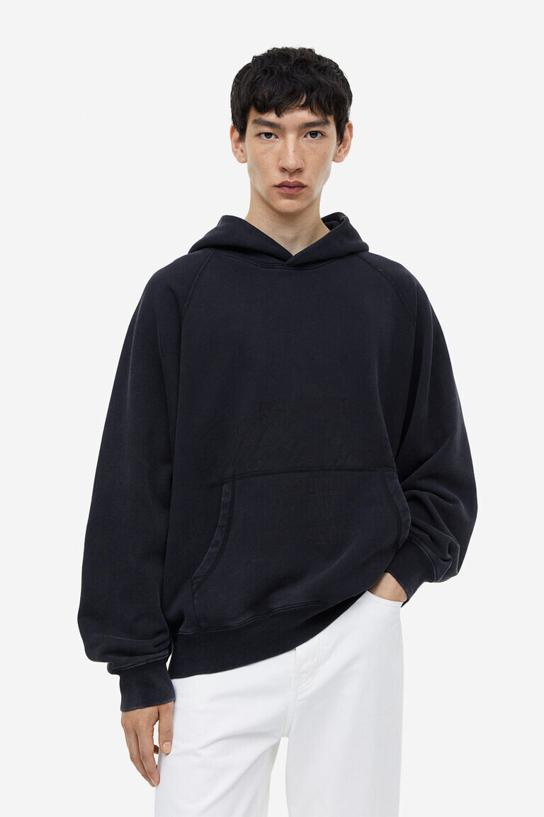 Толстовка оверсайз с принтом H&M, черный
Толстовка оверсайз с принтом H&M, черный