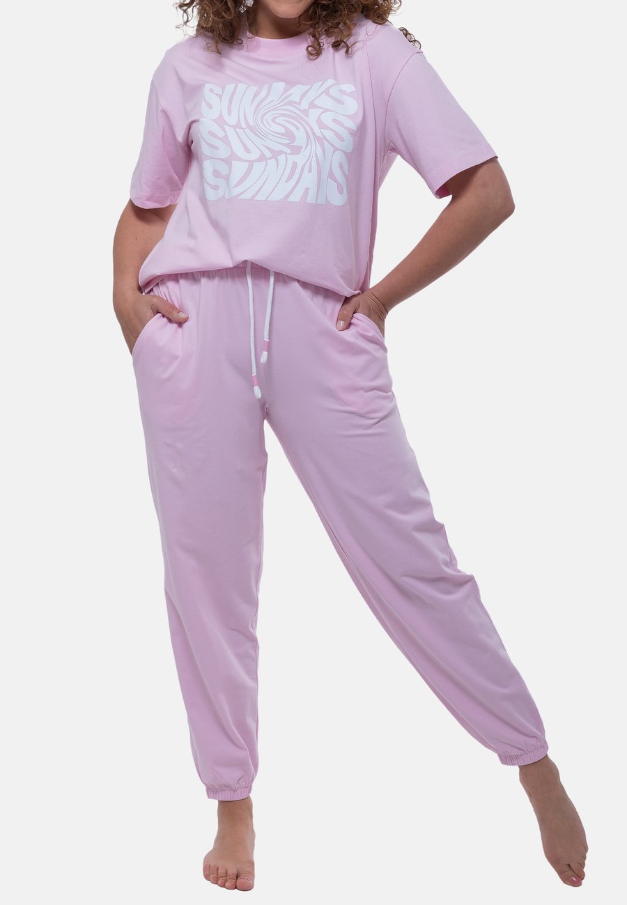 Пижамный комплект mey SET, Soft Pink/Light Pink
Пижамный комплект mey SET, Soft Pink/Light Pink
