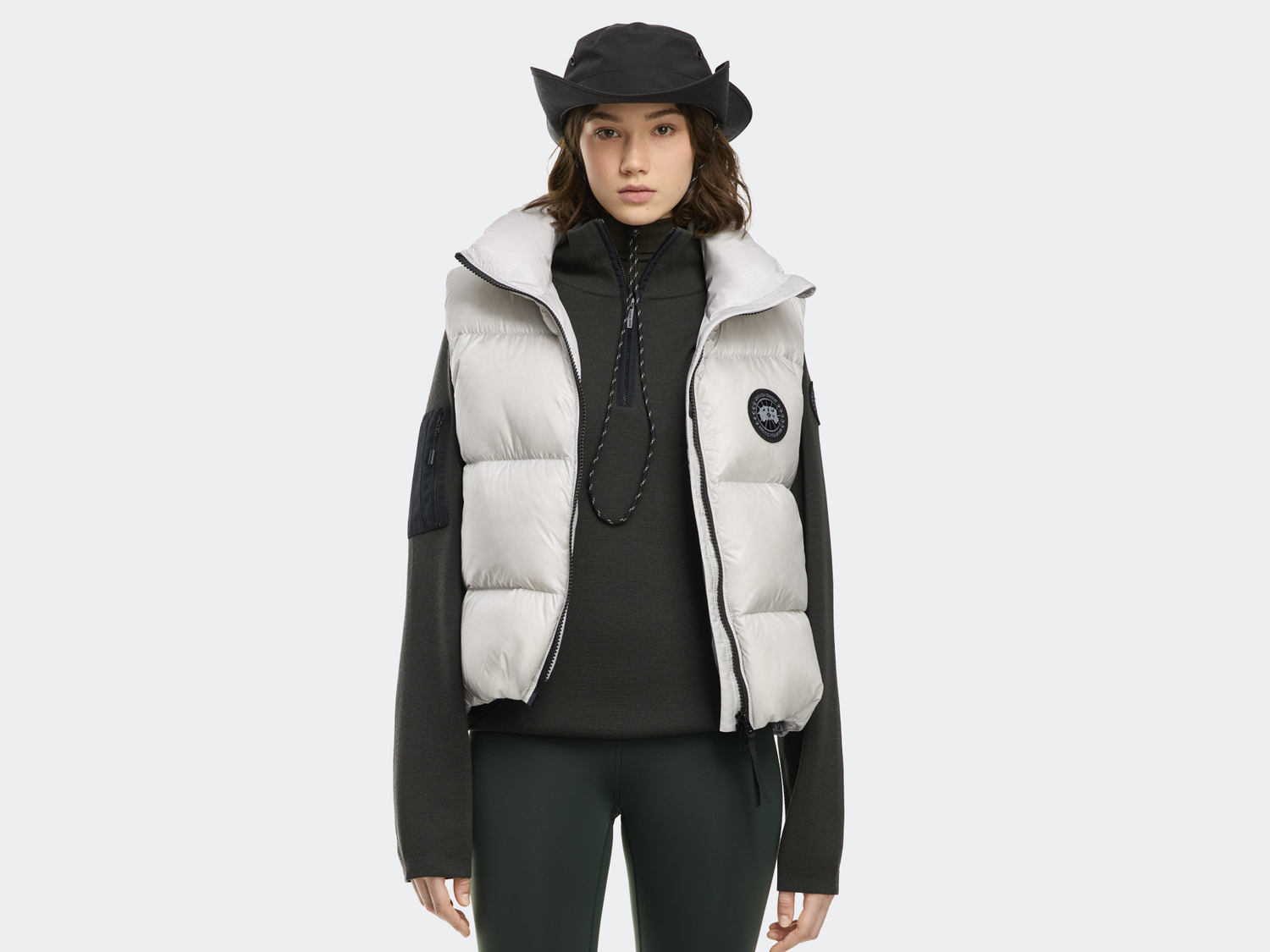Пуховой жилет Canada Goose Cypress Black Label, Silverbirch
Пуховой жилет Canada Goose Cypress Black Label, Silverbirch