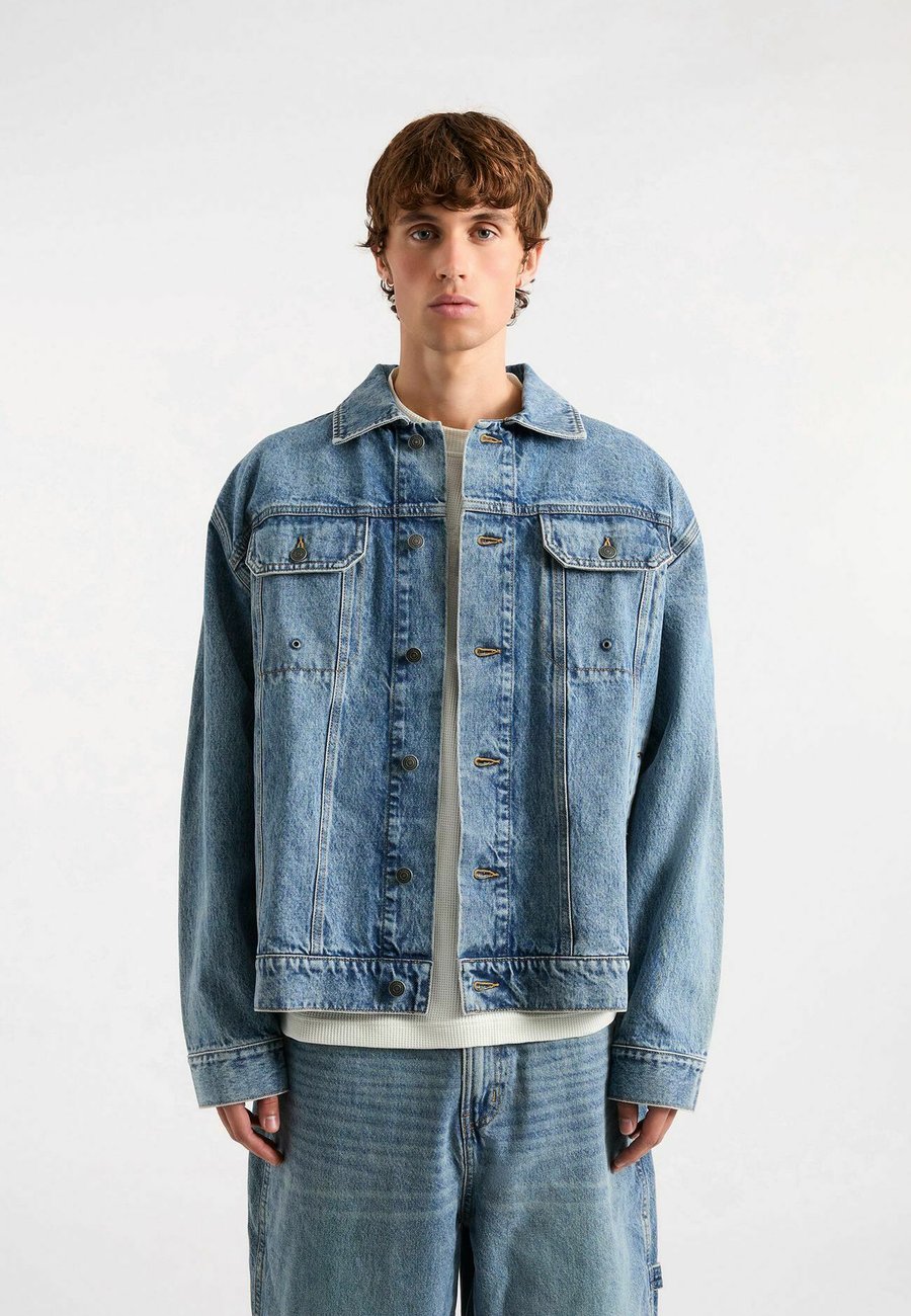 Куртка AVX Denim jacket, Mid Denim Blue/Blue Denim
Куртка AVX Denim jacket, Mid Denim Blue/Blue Denim