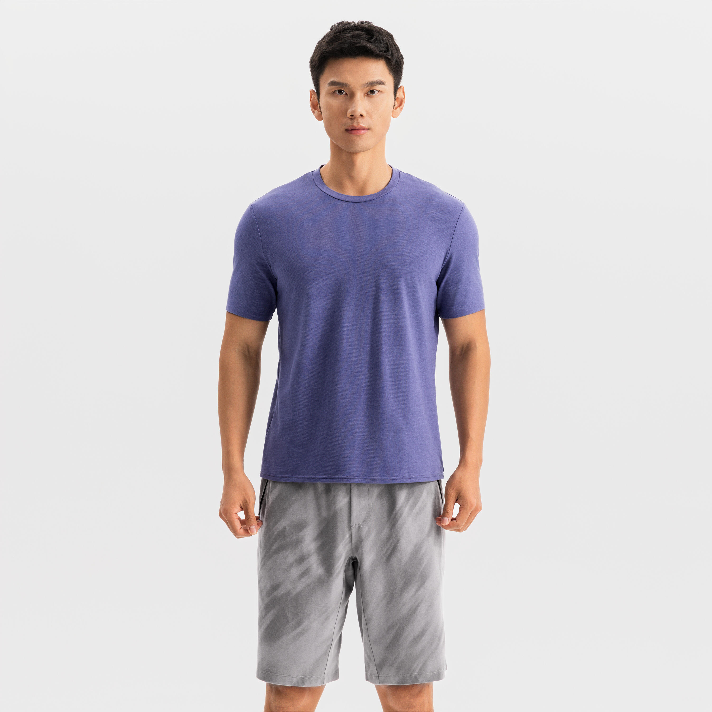 Мужская футболка для тренировок Domyos мягкая дышащая туманно-фиолетовая
Мужская футболка для тренировок Domyos мягкая дышащая туманно-фиолетовая