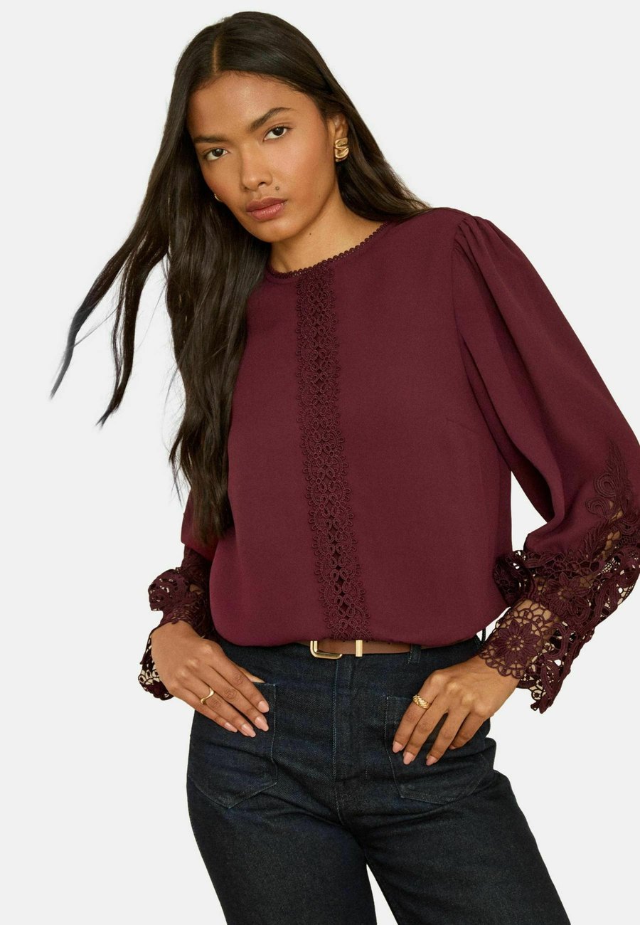Блуза Love & Roses Blouse, Burgundy Red/Mottled Red
Блуза Love & Roses Blouse, Burgundy Red/Mottled Red