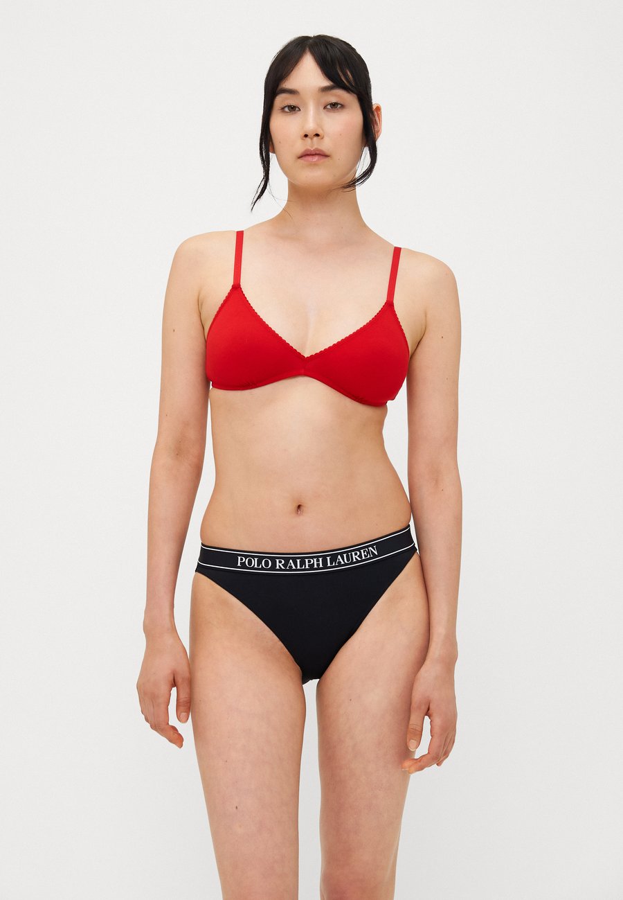 Бюстгальтер Polo Ralph Lauren TRIANGLE BRALETTE, Red
Бюстгальтер Polo Ralph Lauren TRIANGLE BRALETTE, Red