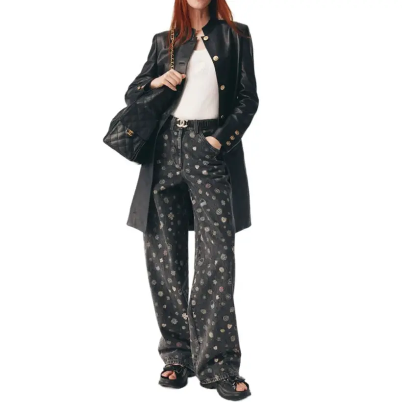 Женские джинсы серые CHANEL, серый
Женские джинсы серые CHANEL, серый