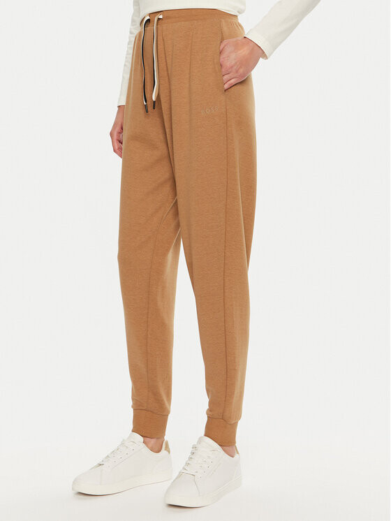 Спортивные брюки стандартного кроя Boss, бежевый
Спортивные брюки стандартного кроя Boss, бежевый