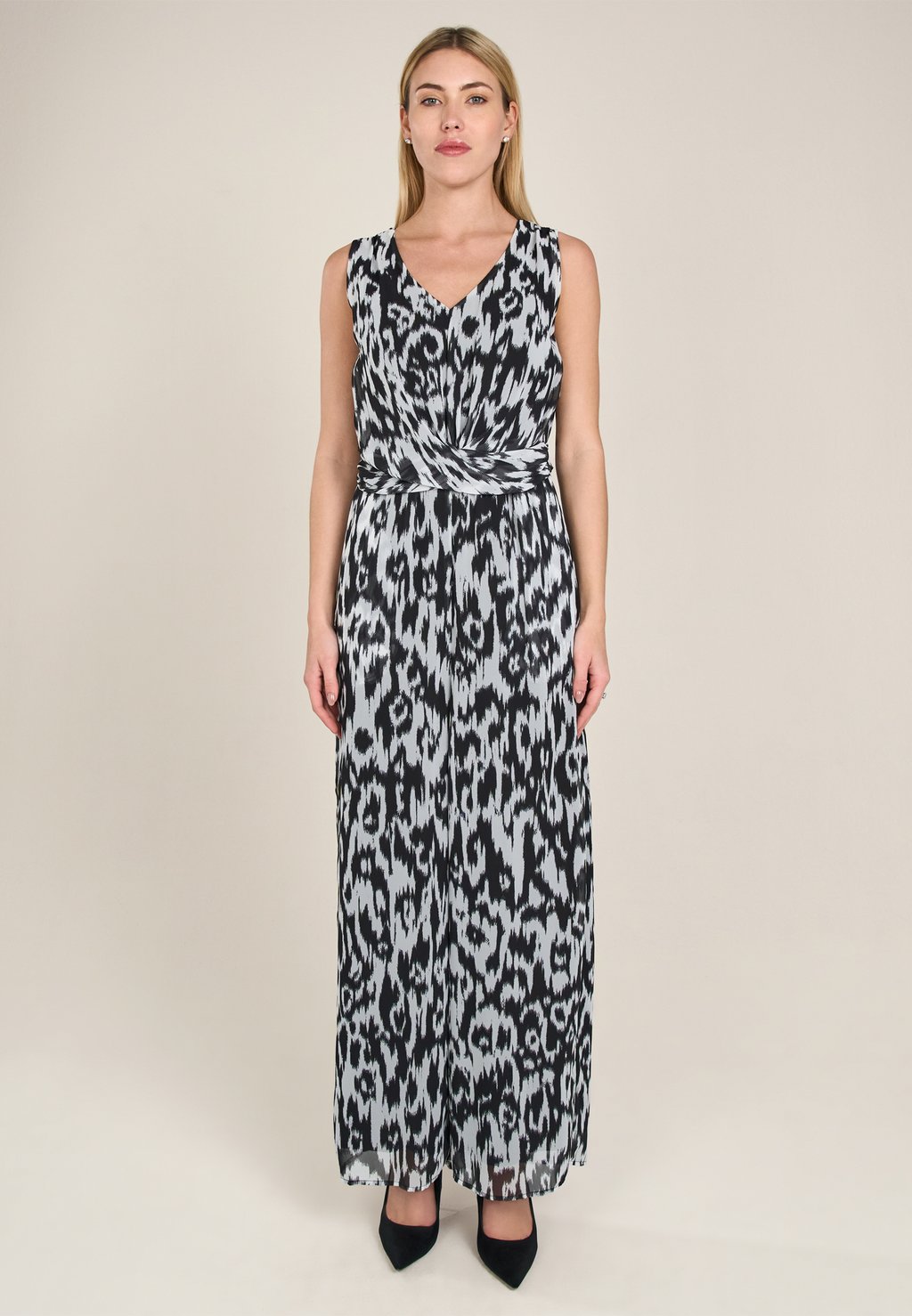 Комбинезон OVERALL Apart, черный
Комбинезон OVERALL Apart, черный