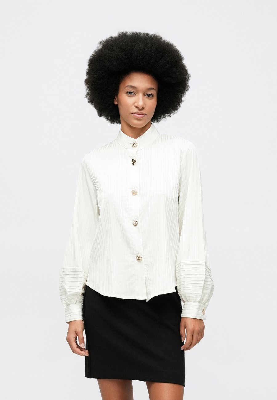 Блуза Rue de Femme VERA SHIRT, White
Блуза Rue de Femme VERA SHIRT, White