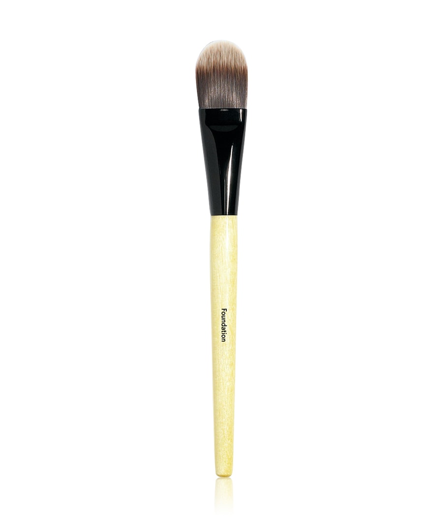 Кисть для нанесения тонального крема Bobbi Brown Foundation Brush, 1 шт.
Кисть для нанесения тонального крема Bobbi Brown Foundation Brush, 1 шт.
