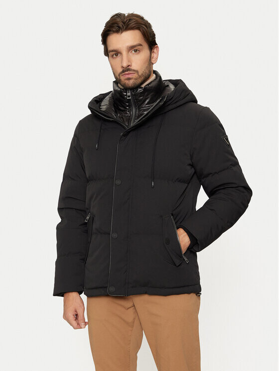 Пуховик стандартного кроя Guess, черный
Пуховик стандартного кроя Guess, черный