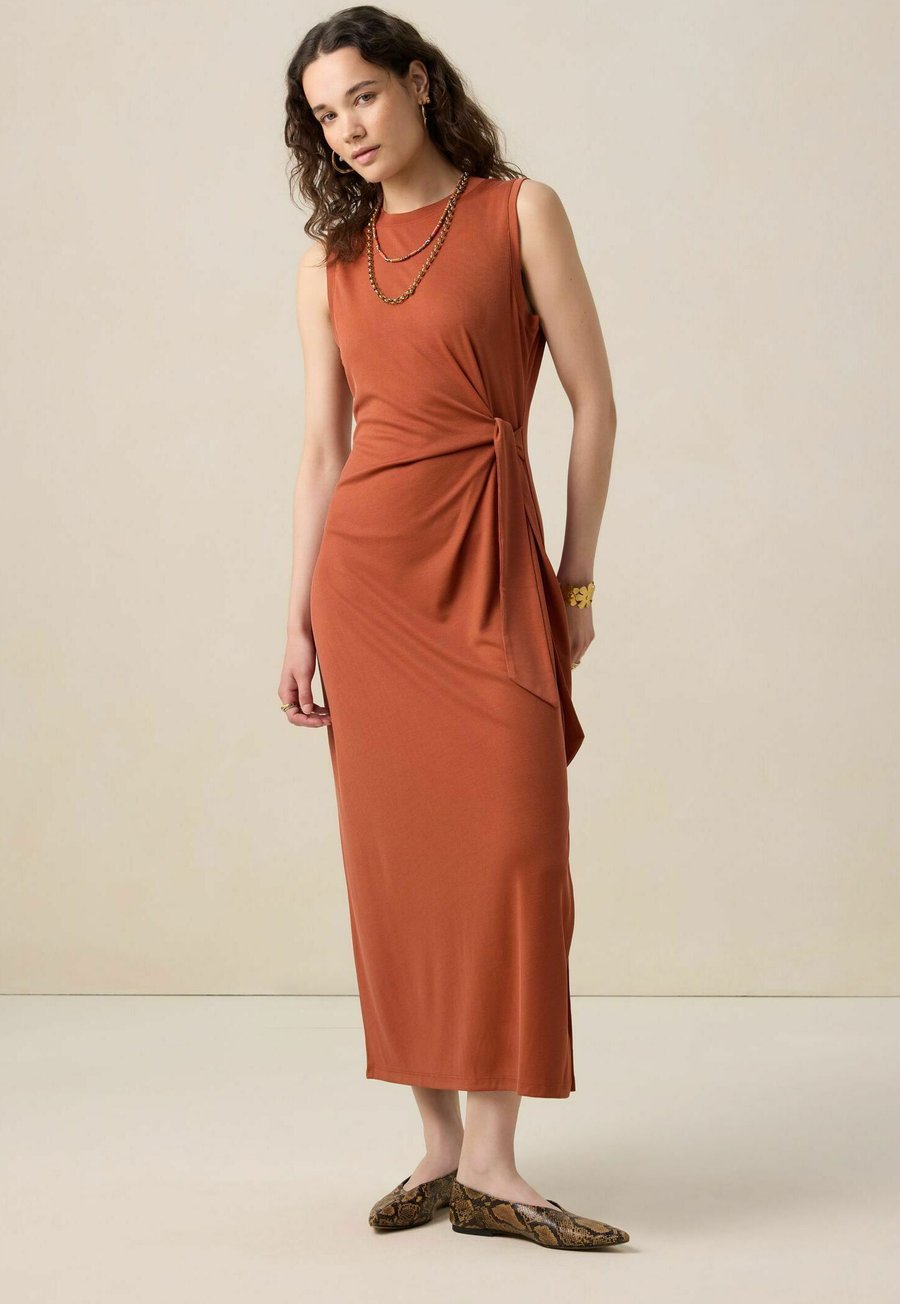 Платье Sissy-Boy Jersey dress, Braun/Brown
Платье Sissy-Boy Jersey dress, Braun/Brown