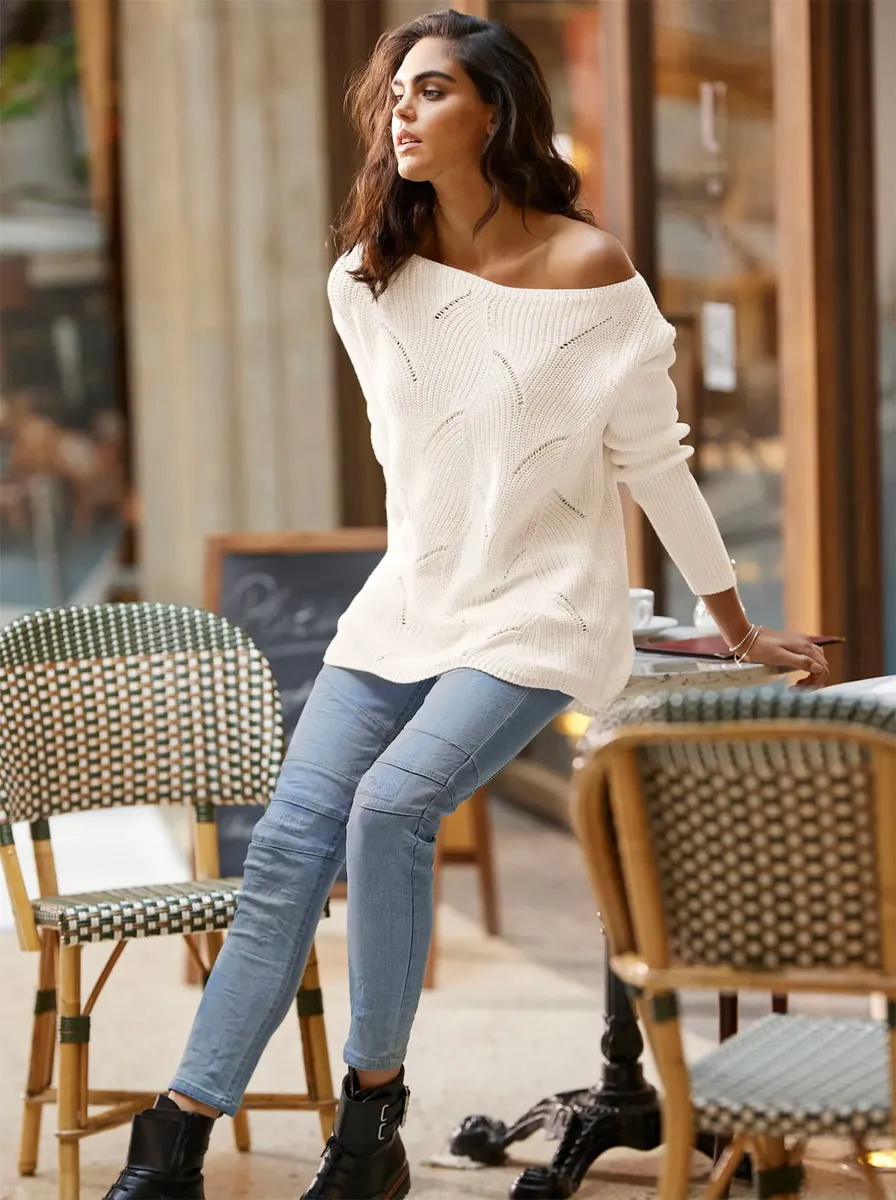 Вязаный свитер "Свитер", цвет Ecru
Вязаный свитер "Свитер", цвет Ecru