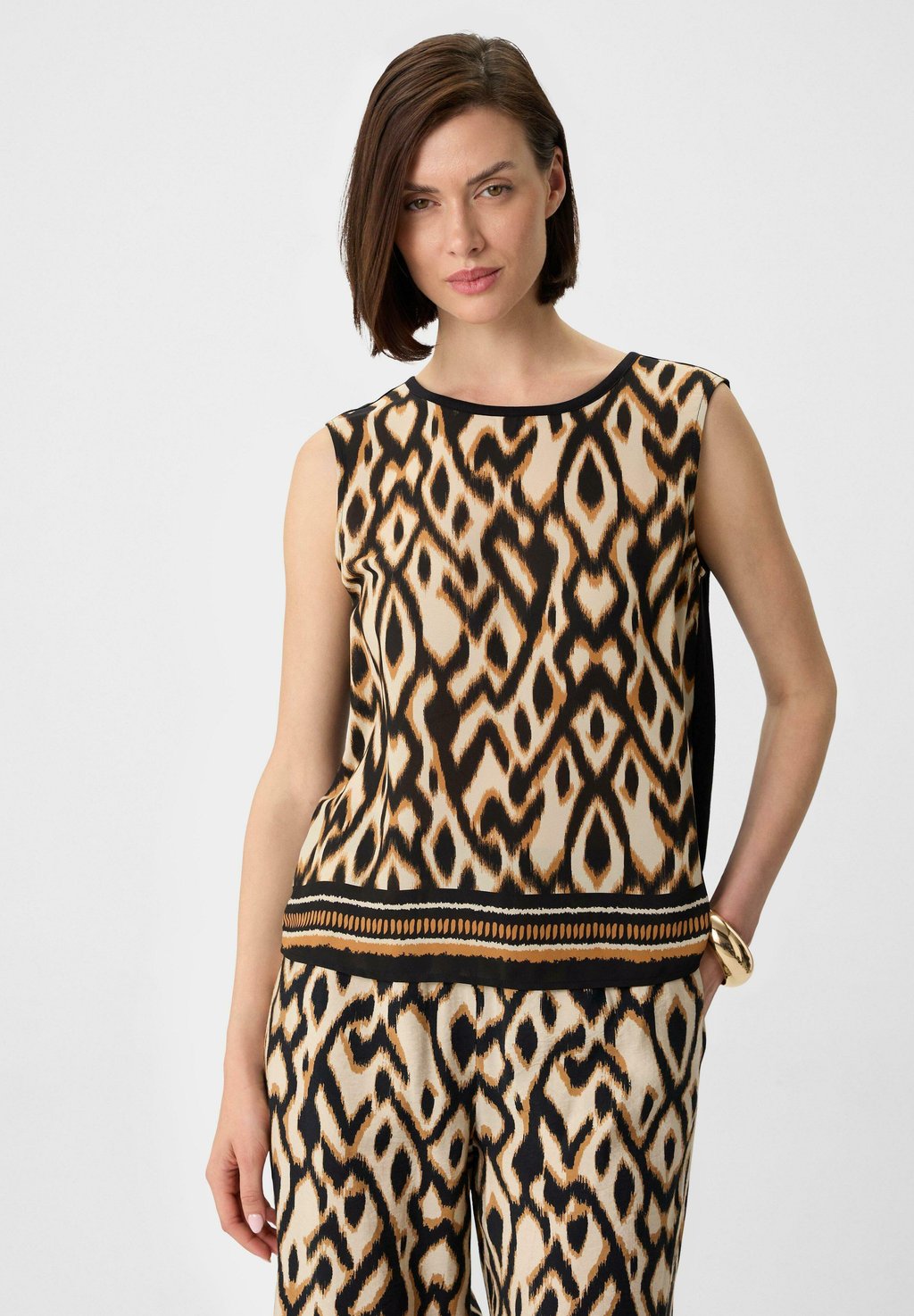 Топ comma, черный 
Топ comma, черный