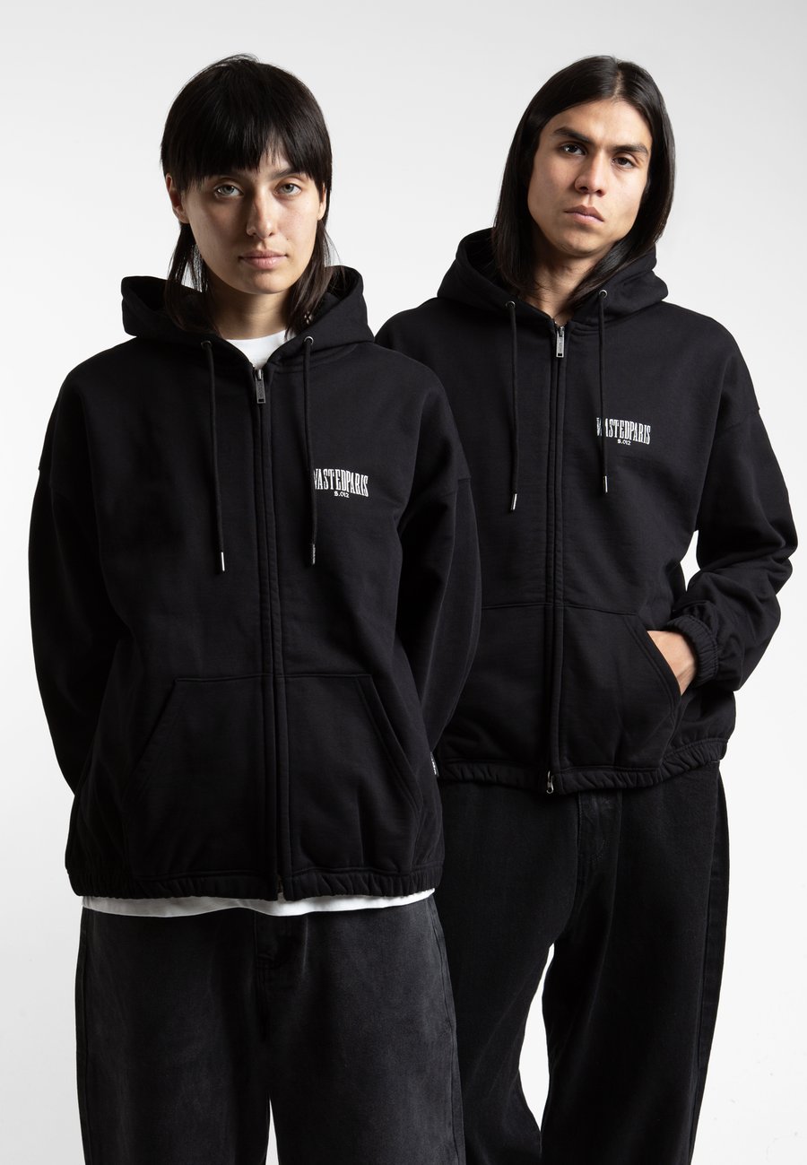 Толстовка Wasted Paris UNISEX , Black, Черный, Толстовка Wasted Paris UNISEX , Black
Толстовка Wasted Paris UNISEX , Black, Черный, Толстовка Wasted Paris UNISEX , Black