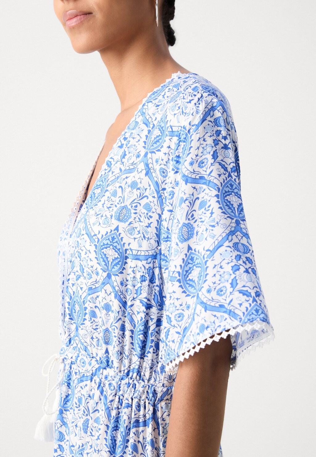 Платье макси HALBA b.young, синий
Платье макси HALBA b.young, синий