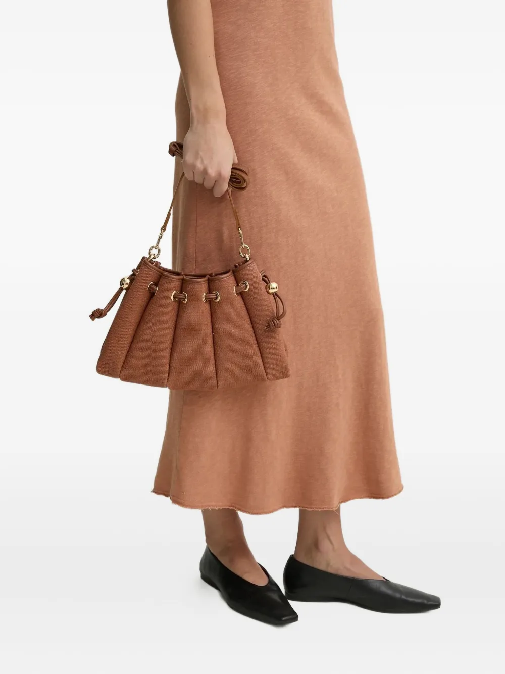 Сумка через плечо со шнурком и плиссировкой Themoirè, коричневый
Сумка через плечо со шнурком и плиссировкой Themoirè, коричневый