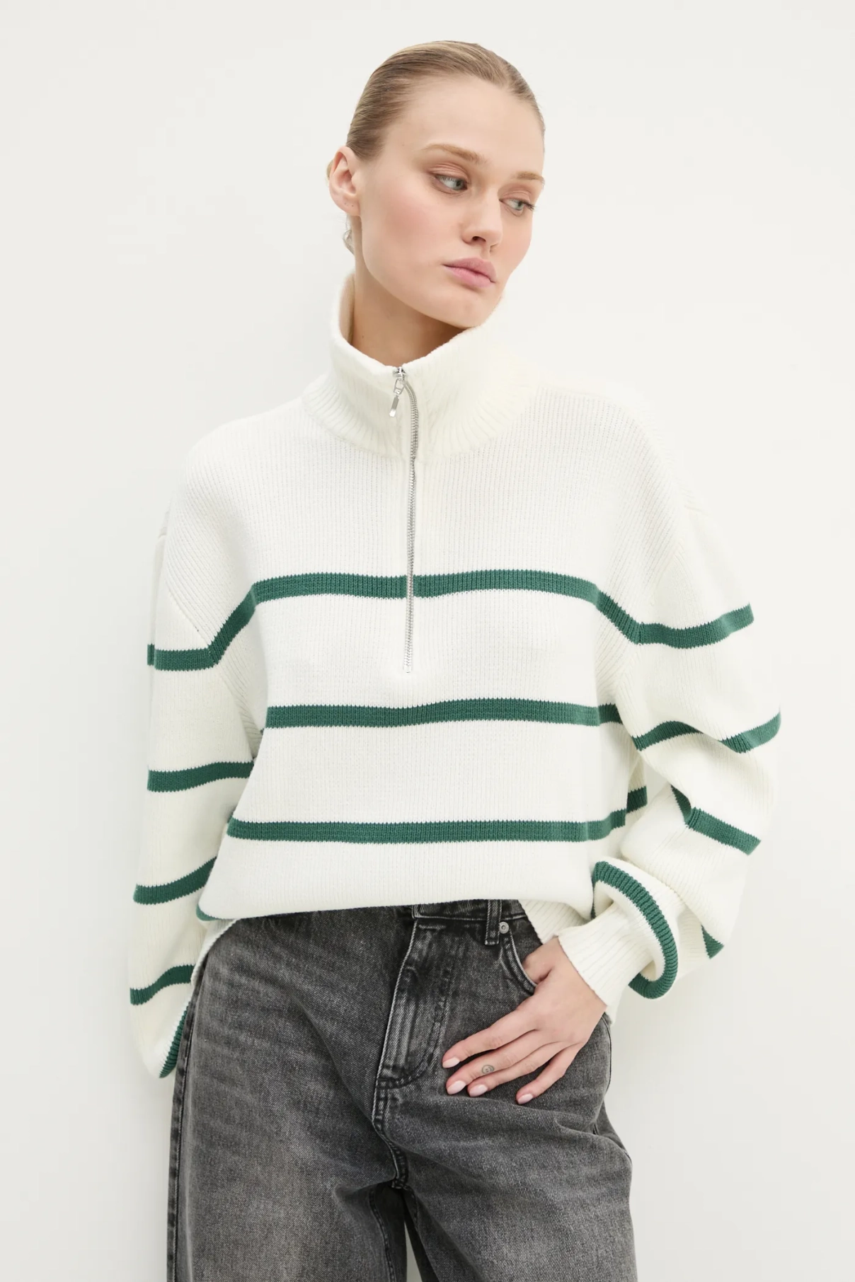 Свитер Hollister Co., белый
Свитер Hollister Co., белый