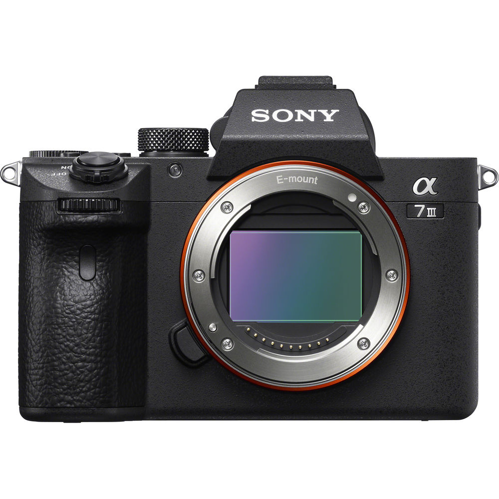 Беззеркальная камера Sony a7 III
Беззеркальная камера Sony a7 III