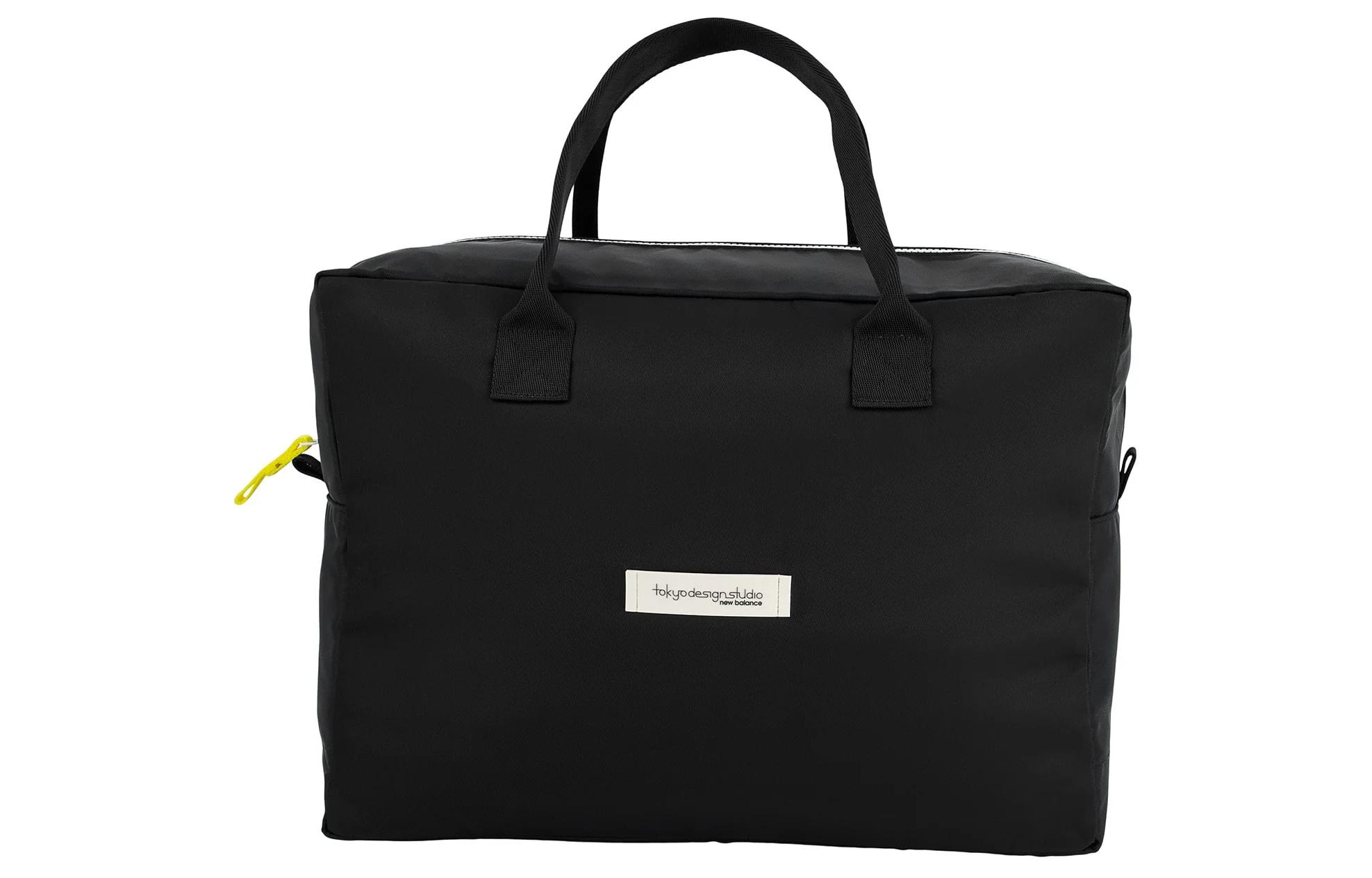 Нейлоновая сумка Boston унисекс черная New Balance
Нейлоновая сумка Boston унисекс черная New Balance