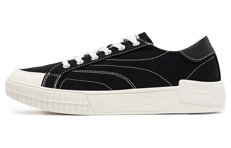 Кеды мужские, обувь для скейтбординга низкая черный/белый 361° 
Кеды мужские, обувь для скейтбординга низкая черный/белый 361°