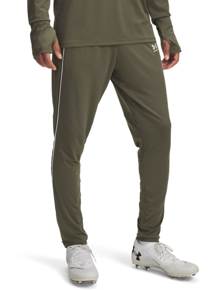 Спортивные брюки "Challenger Training Pant" зеленого цвета Under Armour
Спортивные брюки "Challenger Training Pant" зеленого цвета Under Armour