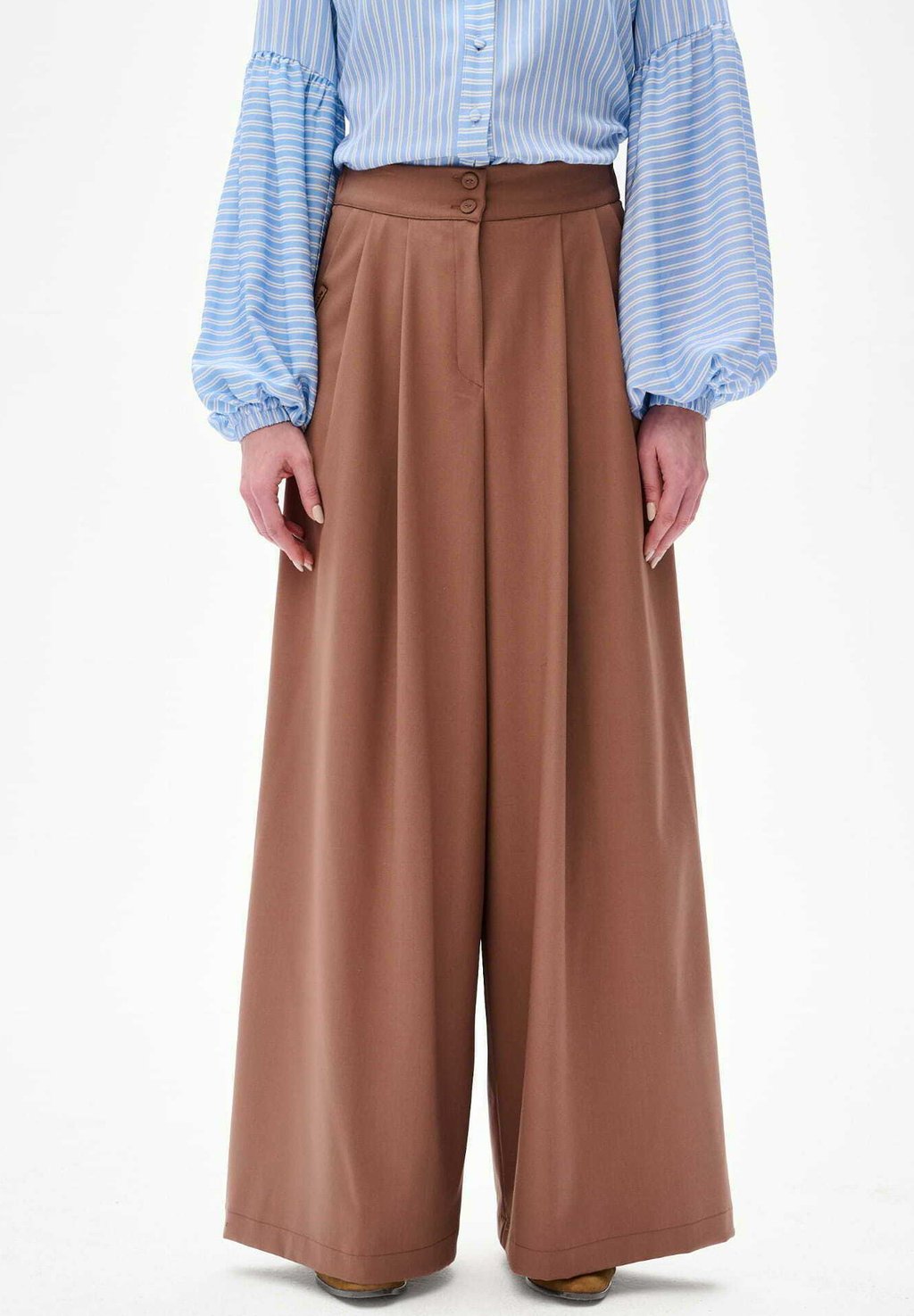 Брюки VIDA blue shadow, коричневый
Брюки VIDA blue shadow, коричневый