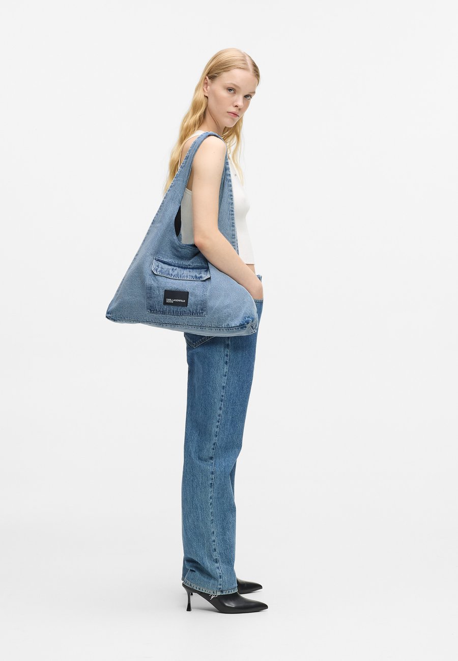 Сумка Karl Lagerfeld Jeans HOBO UNISEX, Blue/Blue Denim
Сумка Karl Lagerfeld Jeans HOBO UNISEX, Blue/Blue Denim