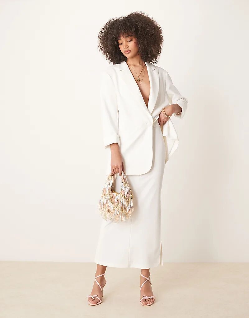 Юбка мидакси Pretty Lavish, приталенная, кремового цвета
Юбка мидакси Pretty Lavish, приталенная, кремового цвета