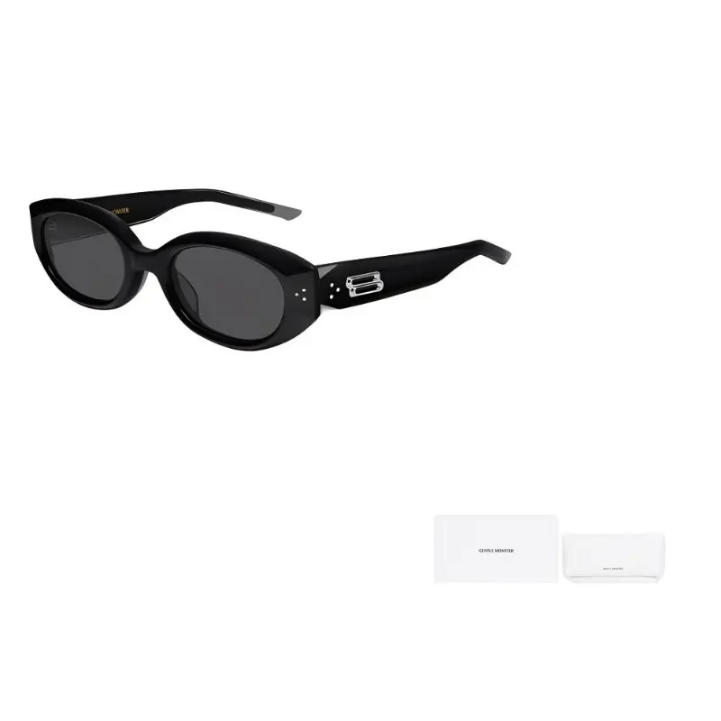 GENTLE MONSTER Солнцезащитные очки с пластиковой оправой нестандартной формы унисекс черные, Black
GENTLE MONSTER Солнцезащитные очки с пластиковой оправой нестандартной формы унисекс черные, Black