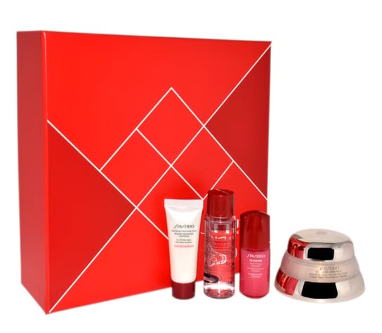 Подарочный набор косметики для лица, 4 шт. Shiseido
Подарочный набор косметики для лица, 4 шт. Shiseido