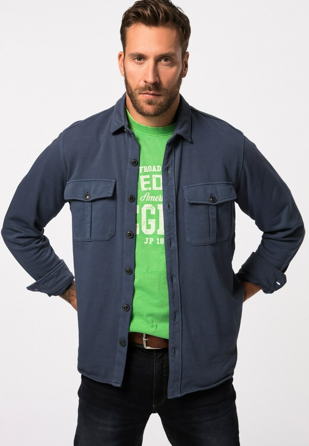 Рубашка VINTAGE-LOOK LANGARM KENTKRAGEN JP1880, цвет nachtblau
Рубашка VINTAGE-LOOK LANGARM KENTKRAGEN JP1880, цвет nachtblau