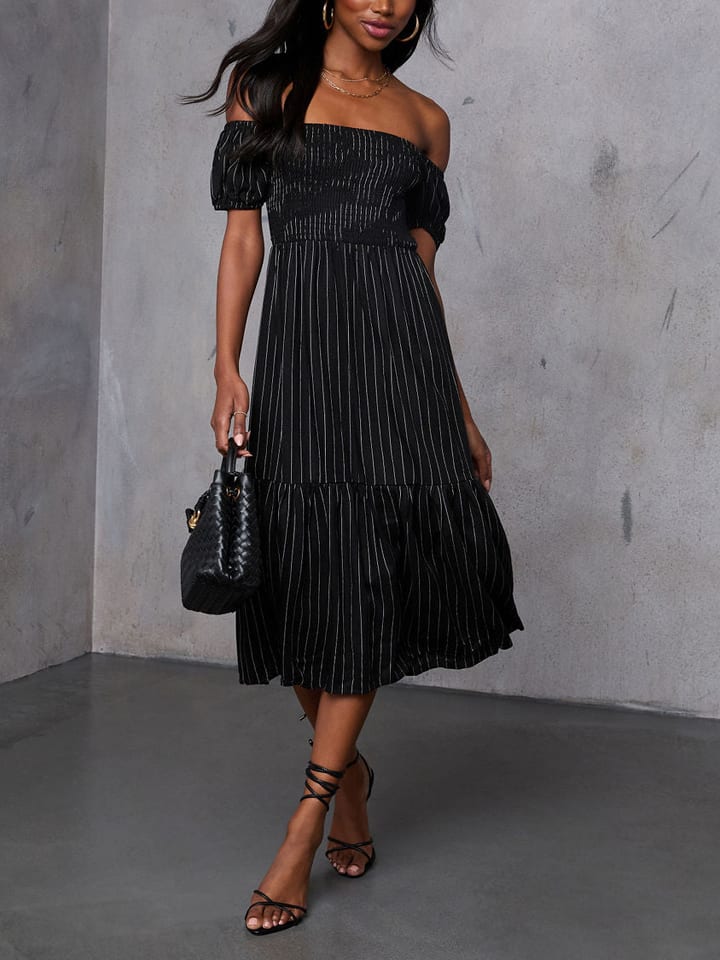 Платье до колена LA Angels, черный
Платье до колена LA Angels, черный