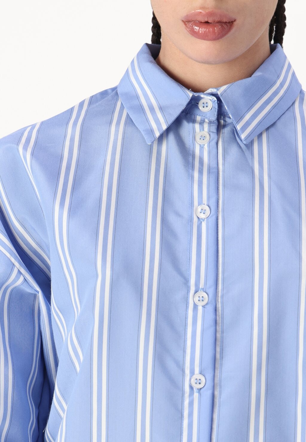 Блузка на пуговицах ONLESTHER SAGA ONLY, темно-синий
Блузка на пуговицах ONLESTHER SAGA ONLY, темно-синий