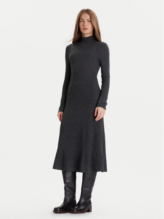 Повседневное платье regular fit WW0WW47303 Tommy Hilfiger, серый
Повседневное платье regular fit WW0WW47303 Tommy Hilfiger, серый