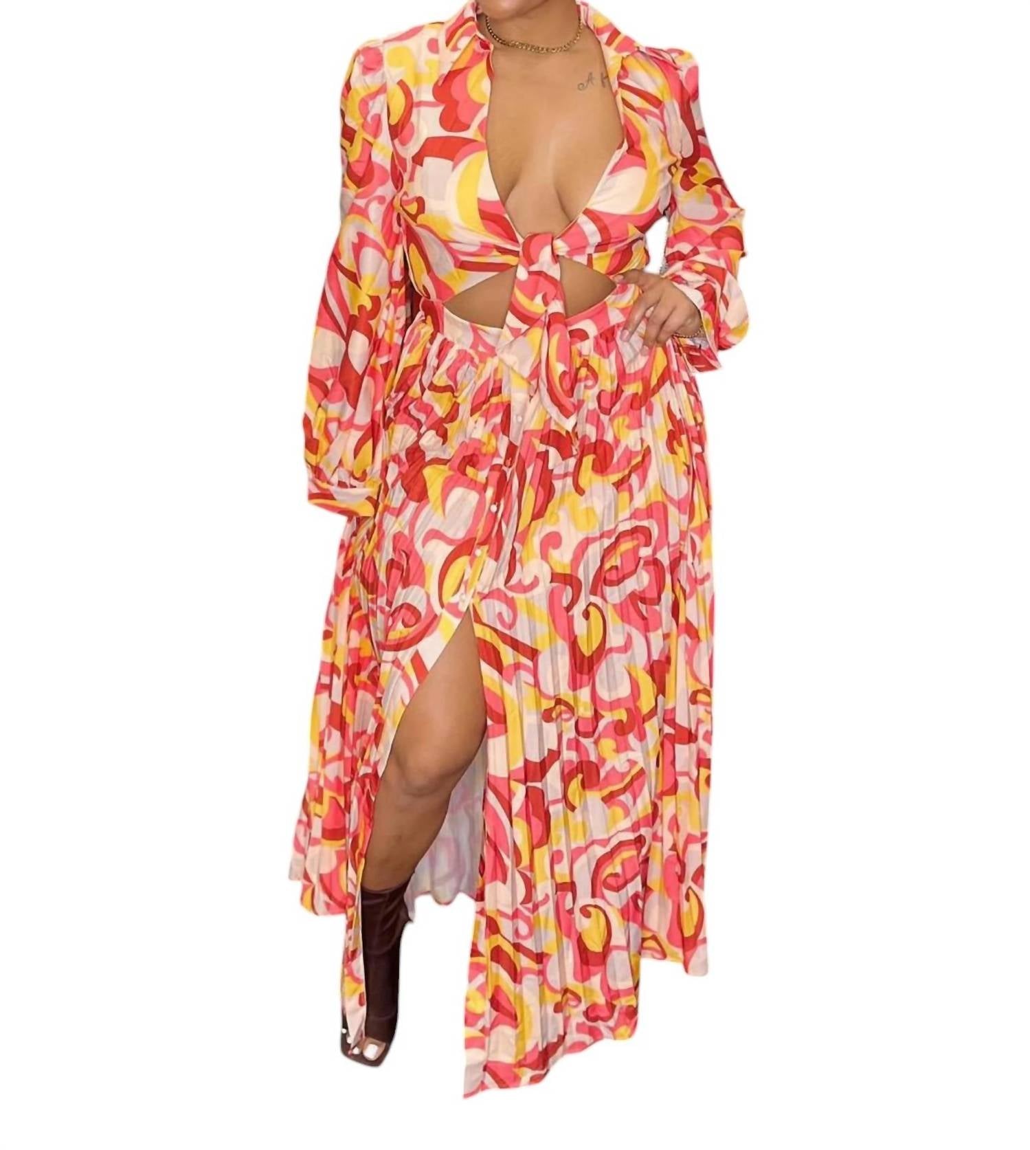 Платье макси с вырезом цвета хаки, многоцветное L'ATISTE
Платье макси с вырезом цвета хаки, многоцветное L'ATISTE