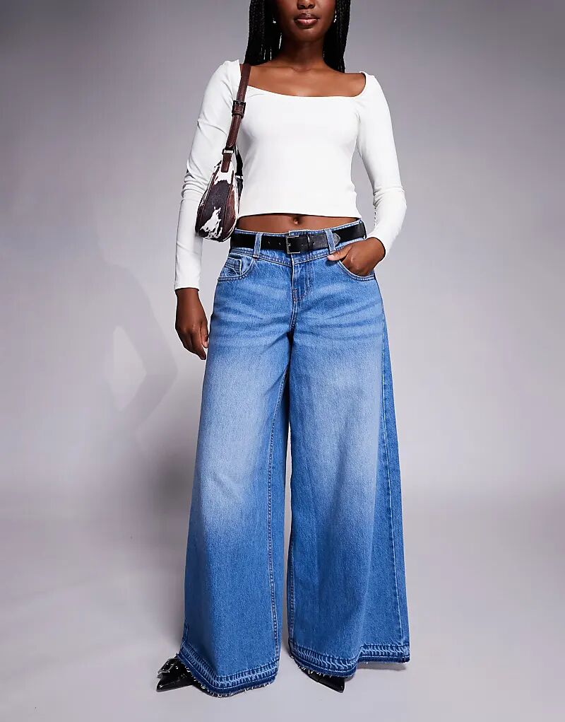 Джинсы River Island с низкой посадкой и мешковатым лифом, средне-синего цвета
Джинсы River Island с низкой посадкой и мешковатым лифом, средне-синего цвета