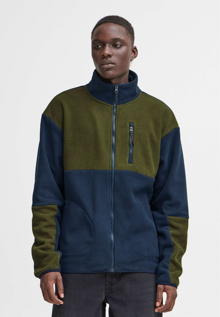 Флисовая куртка Blend BHBROOKS TEDDY, Dress Blues/Blue
Флисовая куртка Blend BHBROOKS TEDDY, Dress Blues/Blue