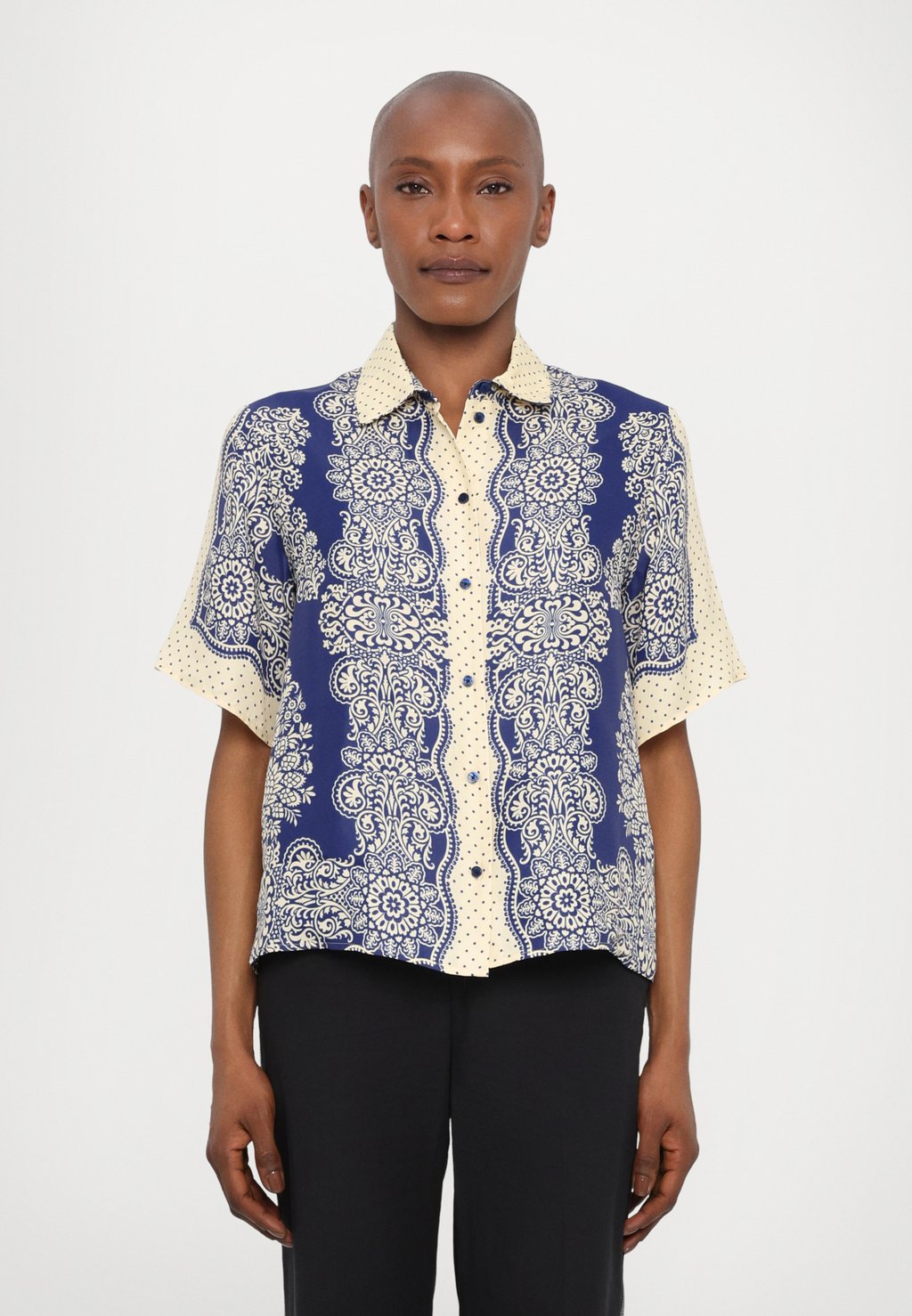 Рубашка CELESTE Claudie Pierlot, мультиколор
Рубашка CELESTE Claudie Pierlot, мультиколор