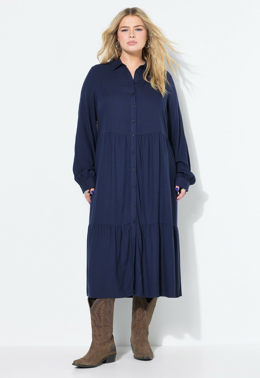 Платье Studio Untold MIDI VOLANT GLITZER, Marine/Dark Blue
Платье Studio Untold MIDI VOLANT GLITZER, Marine/Dark Blue